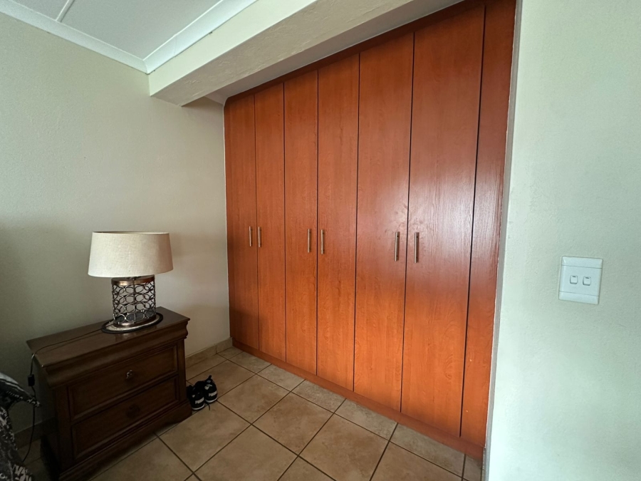 3 Bedroom Property for Sale in Waterkloof East North West